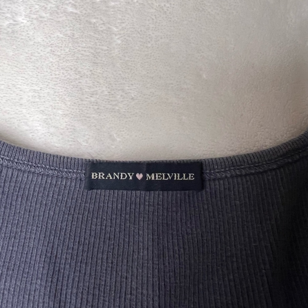 Brandy Melville Zelly Top Button Up Baby Tee - Picture 3 of 4